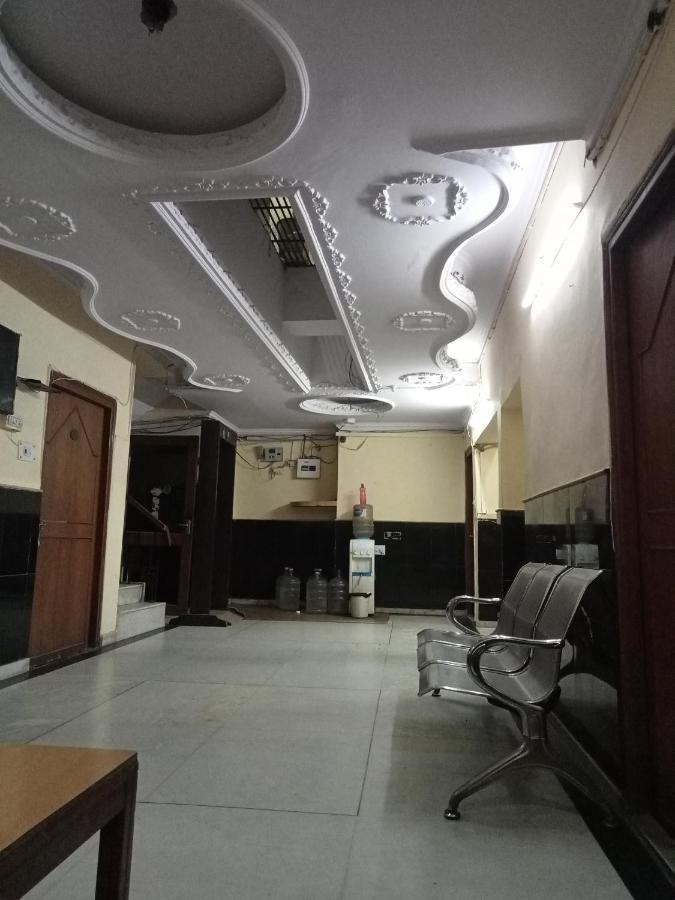 Hotel Raj Hans Dx New Delhi Ngoại thất bức ảnh